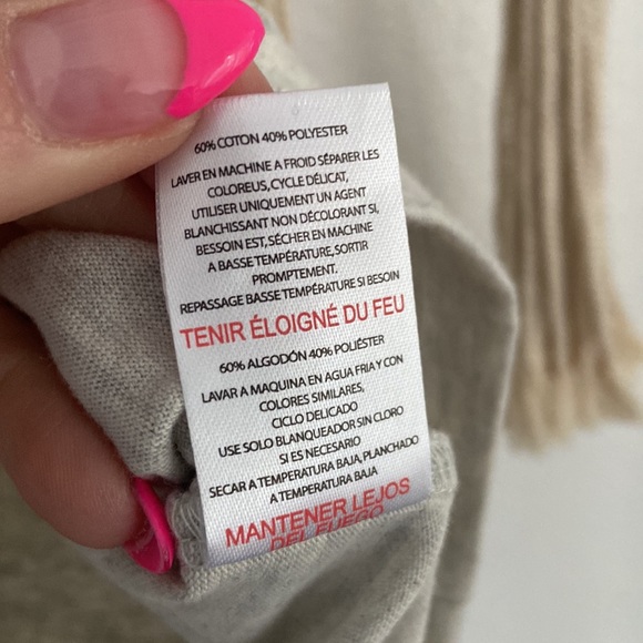 Rae Dunn lucky tee shirt short sleeve St. Patrick’s Day 🍀 Heather grey xs - Picture 11 of 14